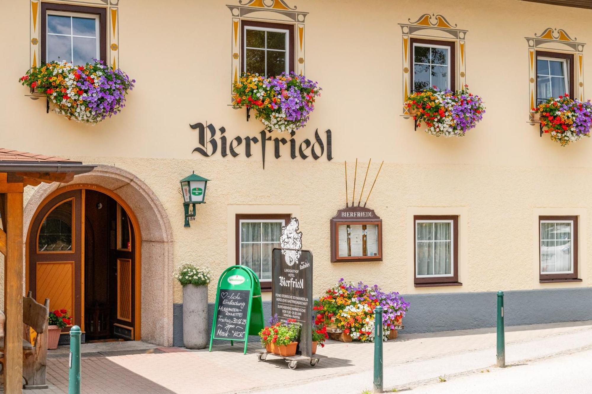 Hotel Landgasthof Bierfriedl Pruggern Exterior foto