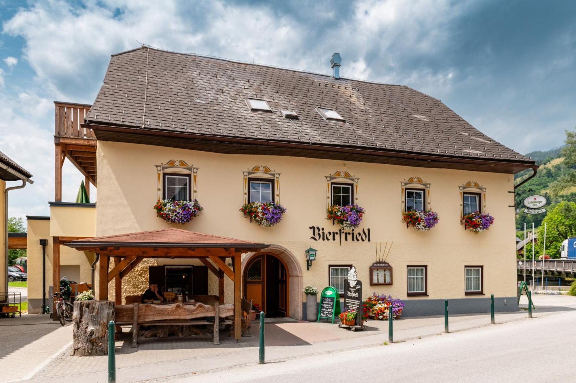 Hotel Landgasthof Bierfriedl Pruggern Exterior foto